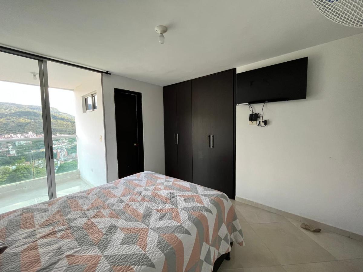 Apartahotel Santorini Club - Bed & Coffee 산힐 외부 사진